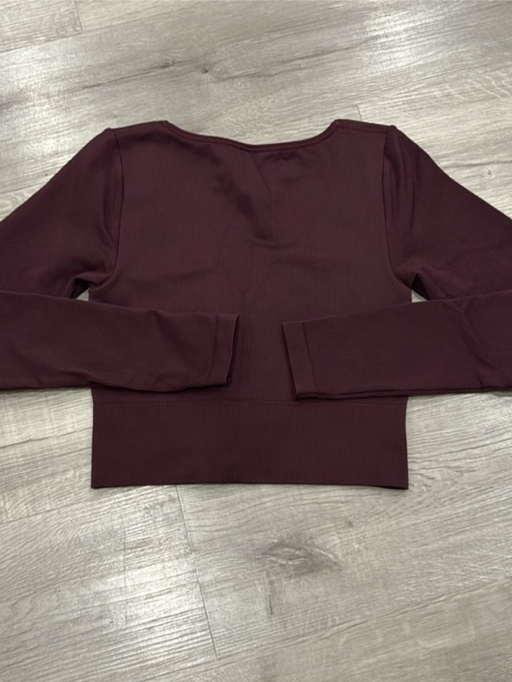 Athleta Aurora Seamless Long Sleeve Plum Burgundy Scoop Neck Crop Medium Ribbed - Picture 5 of 7
